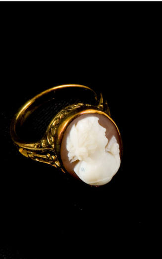Cameo Ring