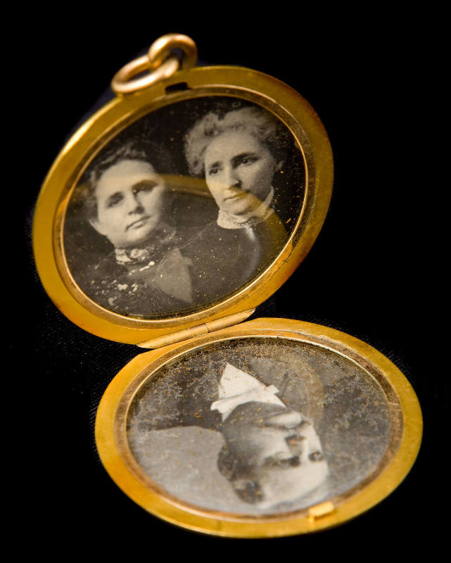 Locket