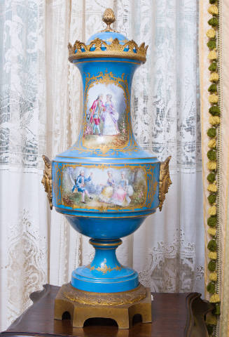Urn