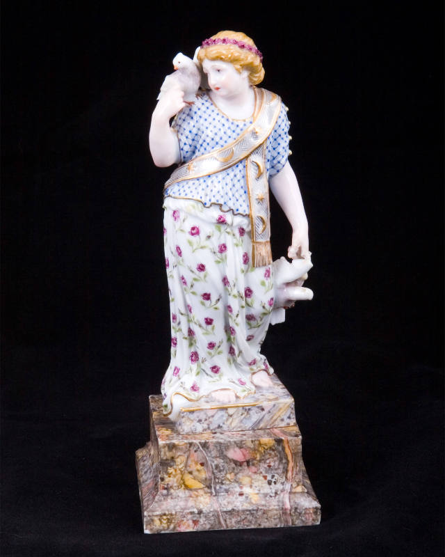 Figurine