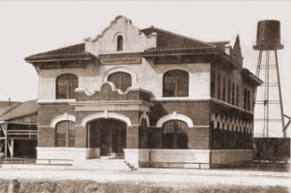 Lutcher & Moore Lumber Company office building on the Sabine River, Orange, Texas, 1913