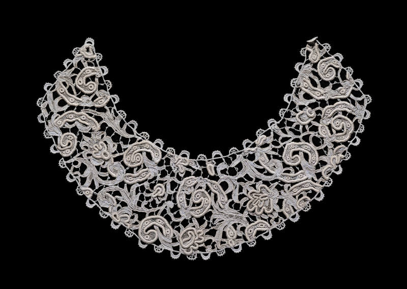 Collar
