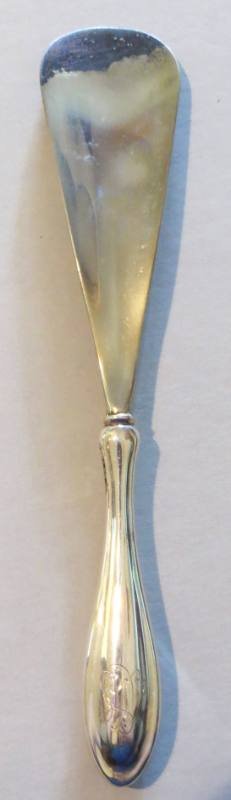 Shoehorn
