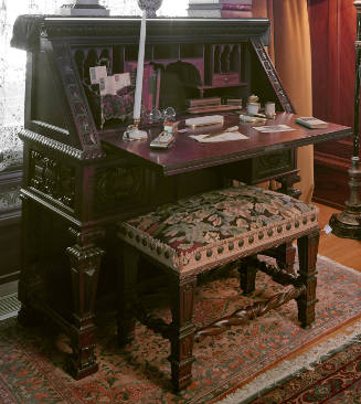 Fall-Front Desk