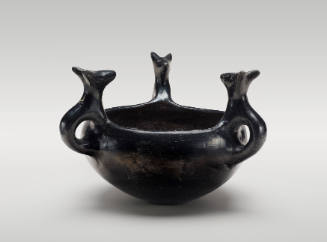 Bowl with three coyote handles
